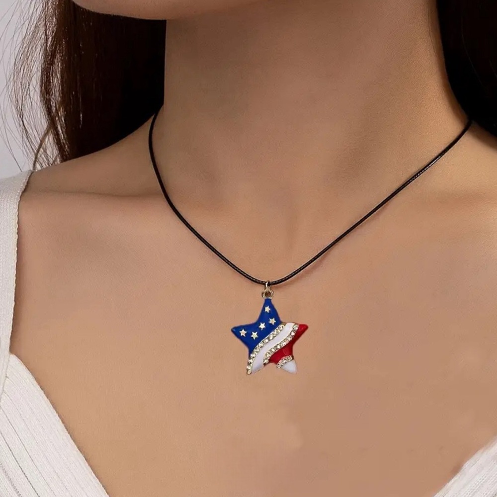 American Flag Star Pendant Necklace with Crystal Rhinestone - Gold Tone
